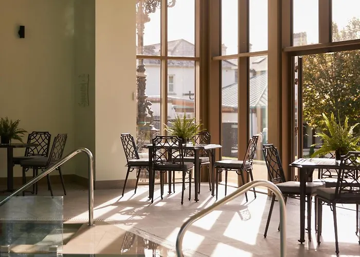 The At Ashford Castle Отель Конг